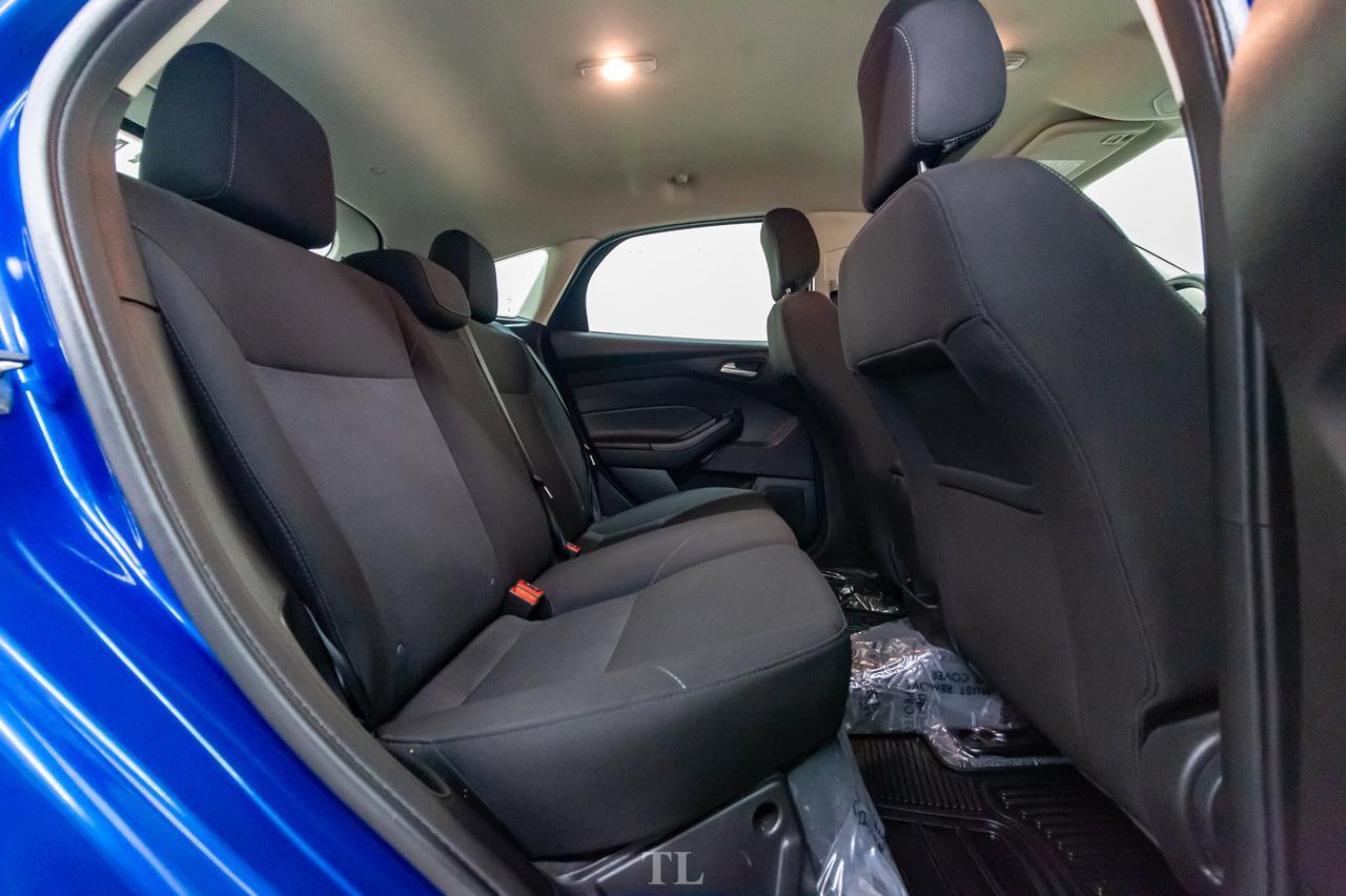 2018 Ford Focus SE Hatchback BCam Remote Start Red Deer AB