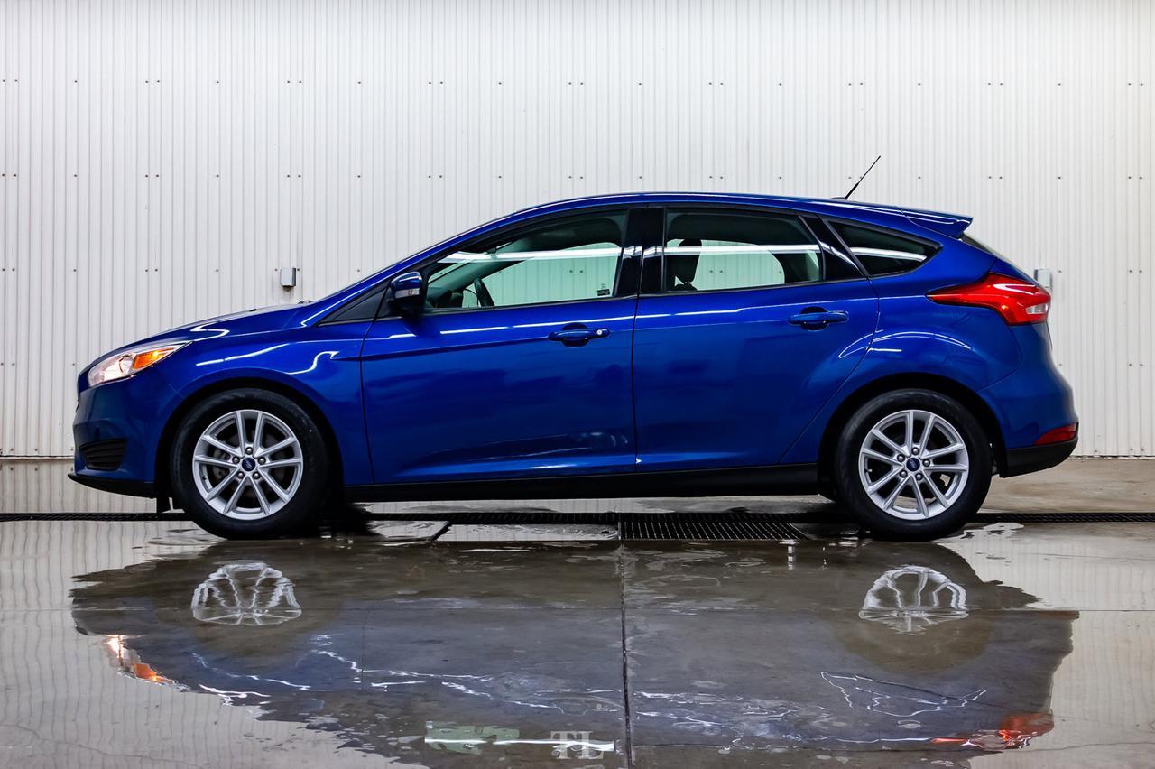 2018 Ford Focus SE Hatchback BCam Remote Start Red Deer AB
