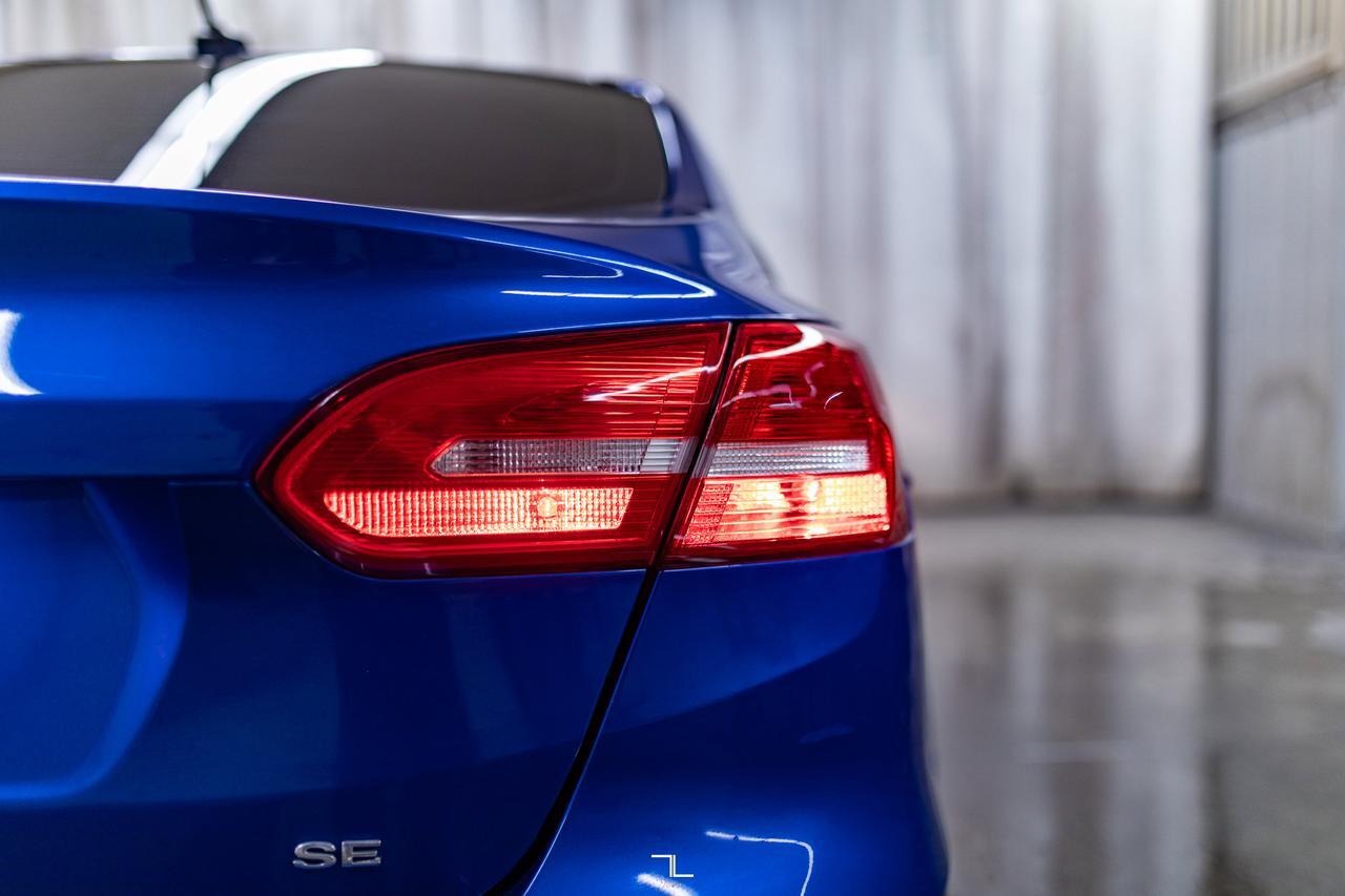 2018 Ford Focus SE Sedan BCam Red Deer AB