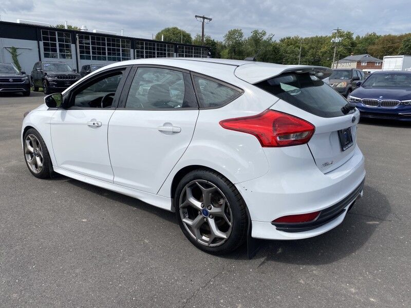 2018 Ford Focus ST