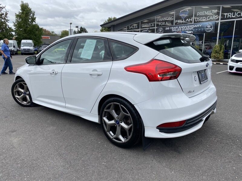 2018 Ford Focus ST