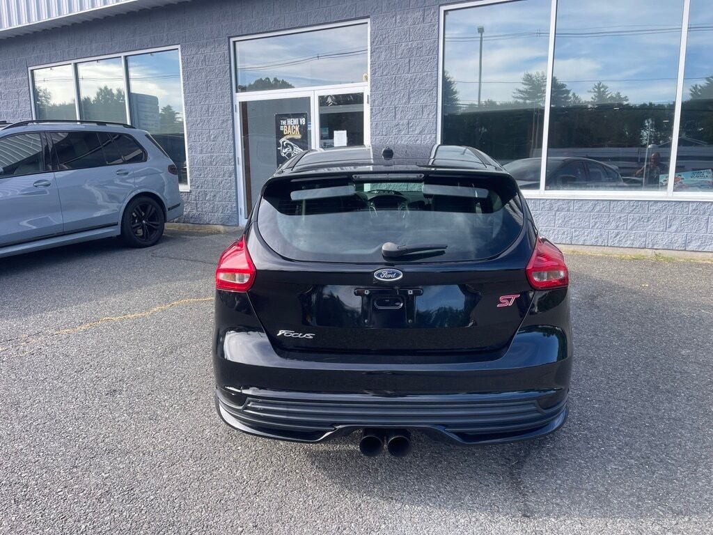2018 Ford Focus ST Orange MA