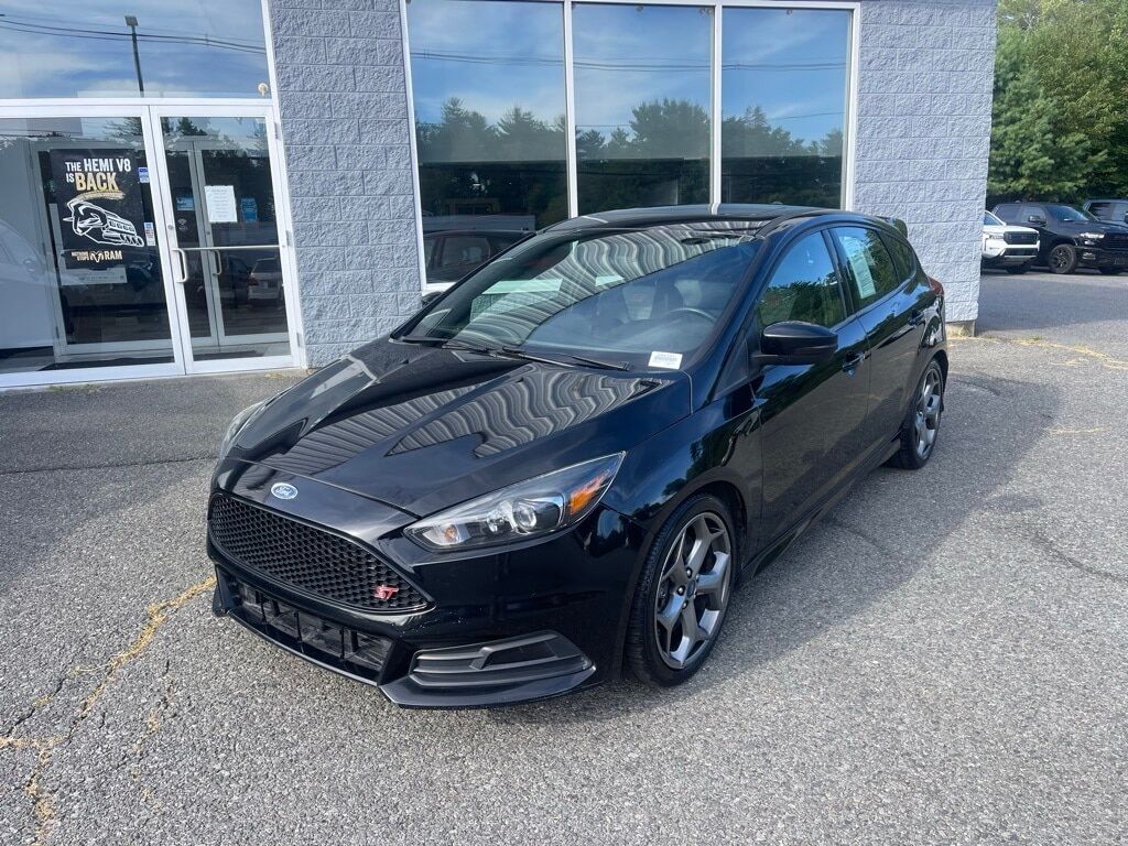 2018 Ford Focus ST Orange MA