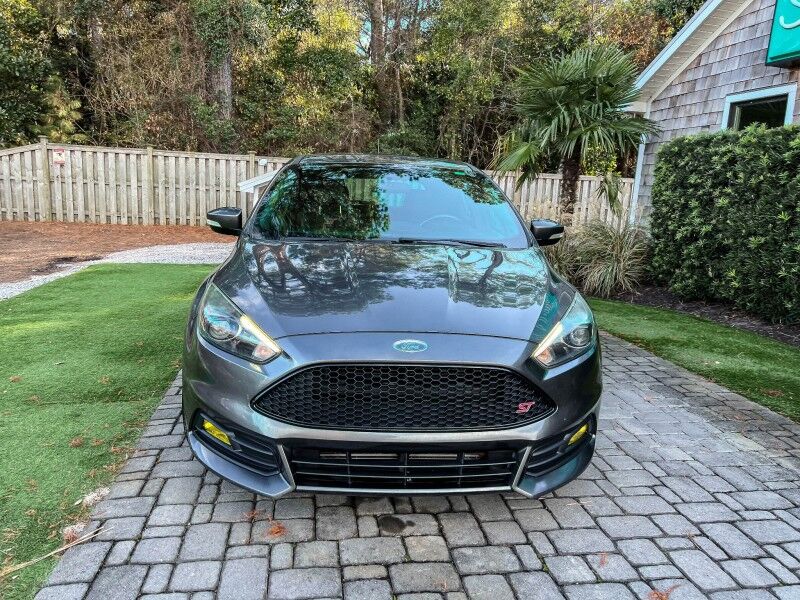2018 Ford Focus ST