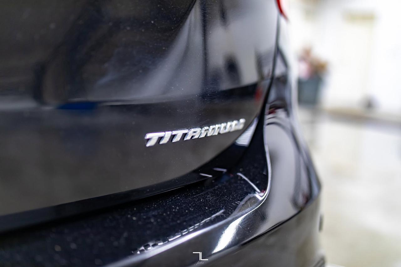 2018 Ford Focus Titanium Hatchback Leather Roof BCam Red Deer AB