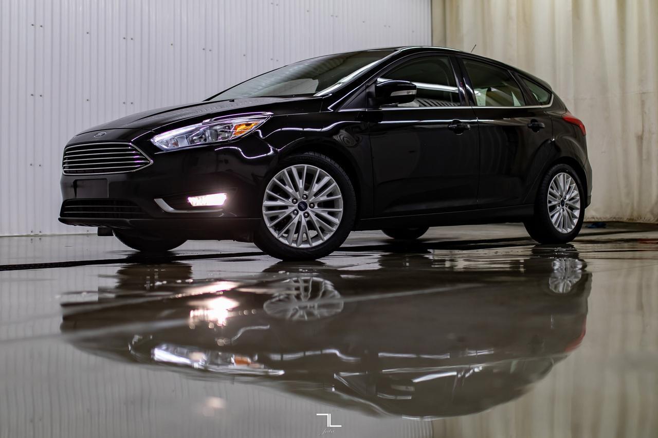 2018 Ford Focus Titanium Hatchback Leather Roof BCam Red Deer AB