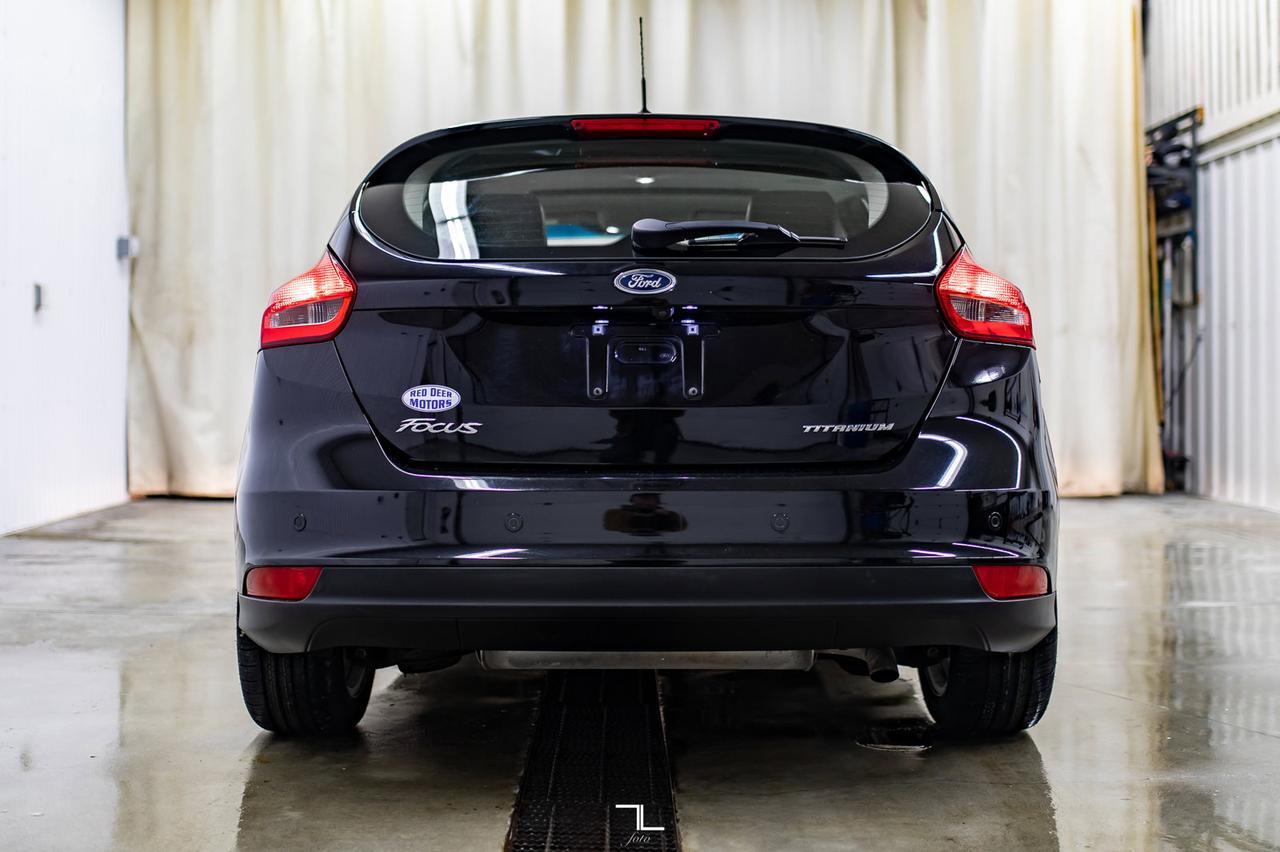 2018 Ford Focus Titanium Hatchback Leather Roof BCam Red Deer AB