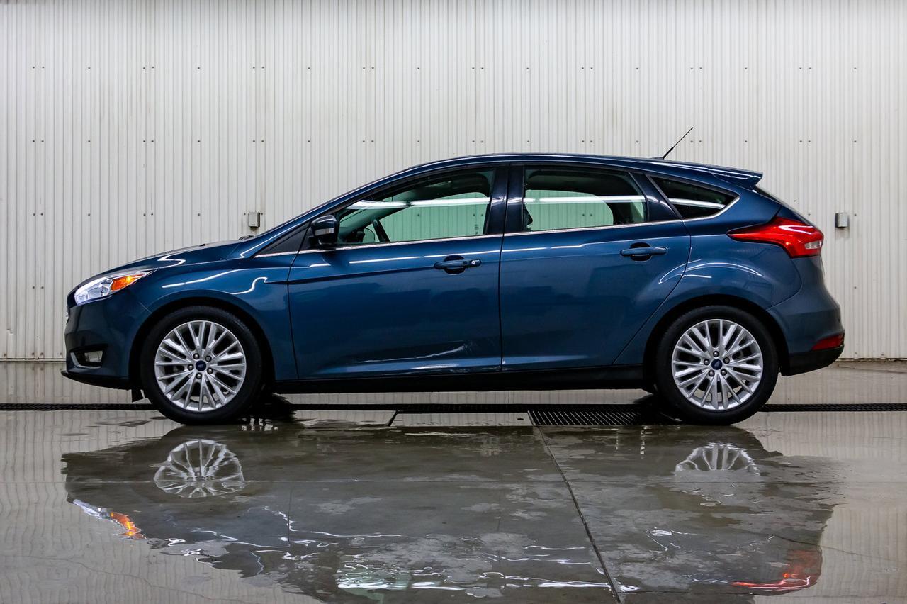 2018 Ford Focus Titanium Hatchback Leather Roof BCam Red Deer AB