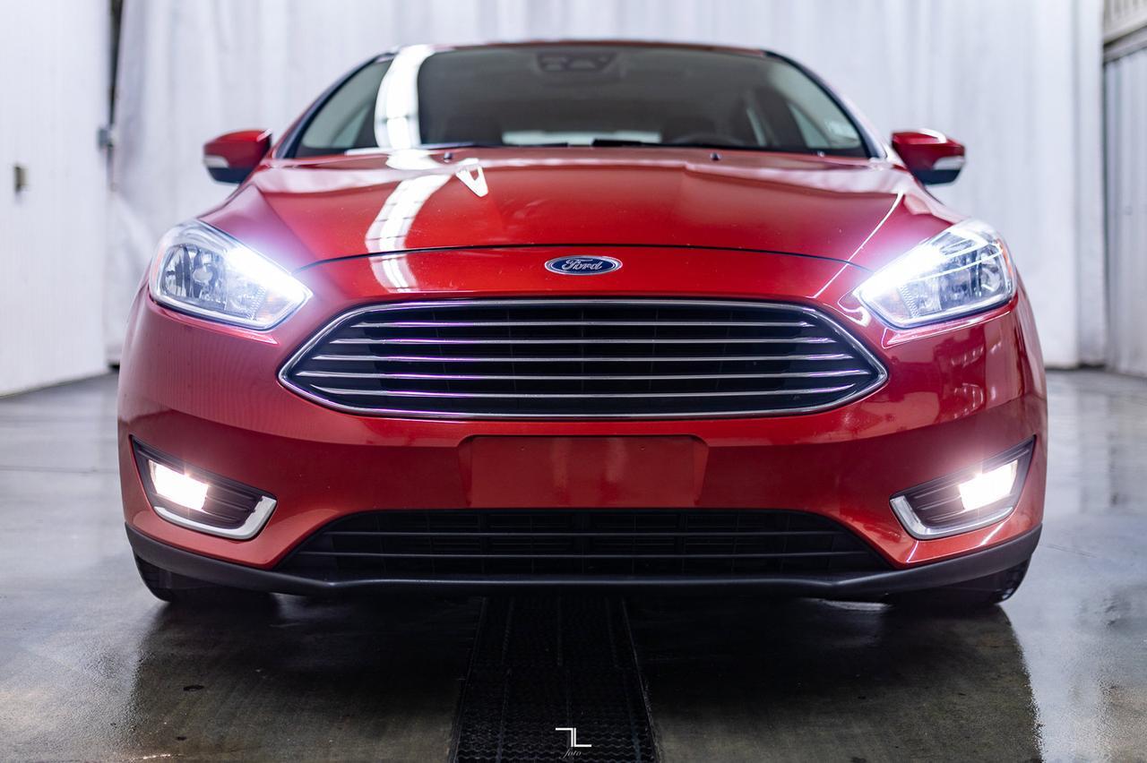 2018 Ford Focus Titanium Hatchback Leather Roof Nav Red Deer AB