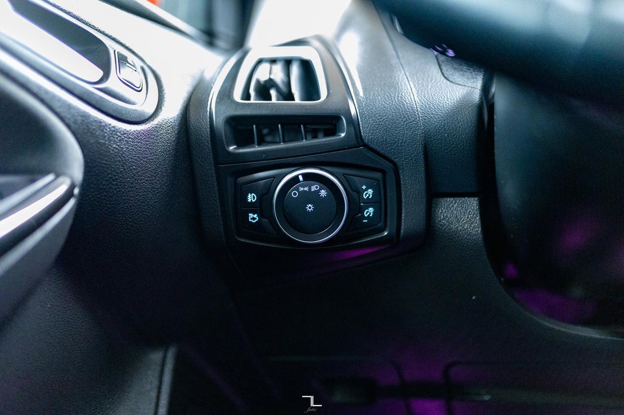 2018 Ford Focus Titanium Hatchback Leather Roof Nav Red Deer AB