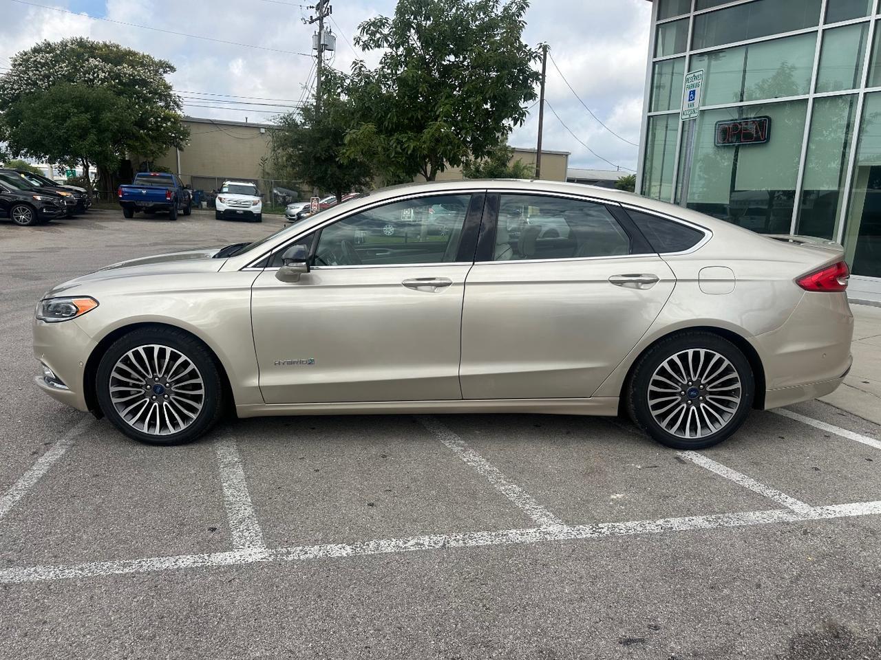 2018 Ford Fusion Hybrid Platinum Austin TX