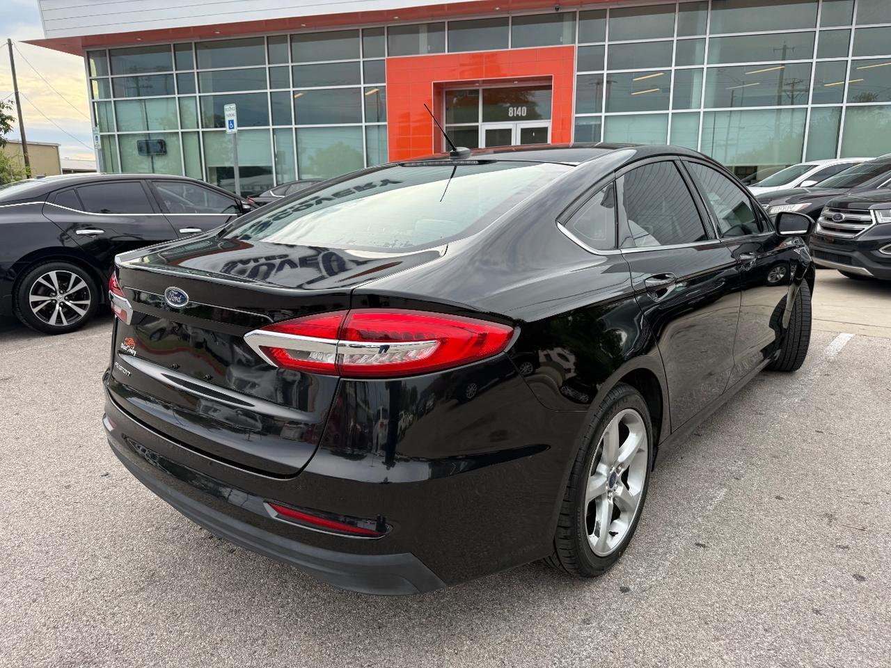 2018 Ford Fusion Hybrid SE Austin TX