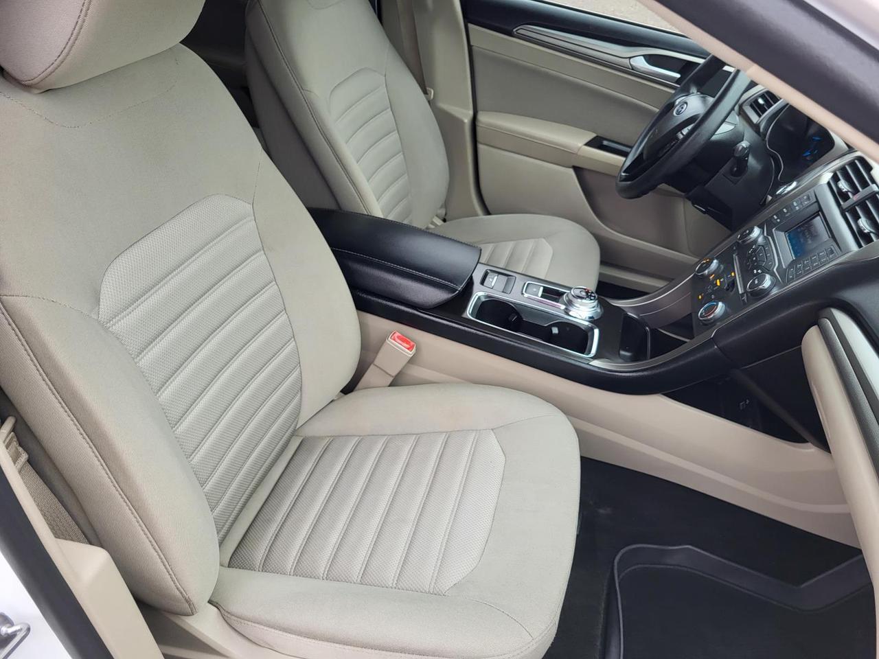 2018 Ford Fusion SE FWD Beeville TX