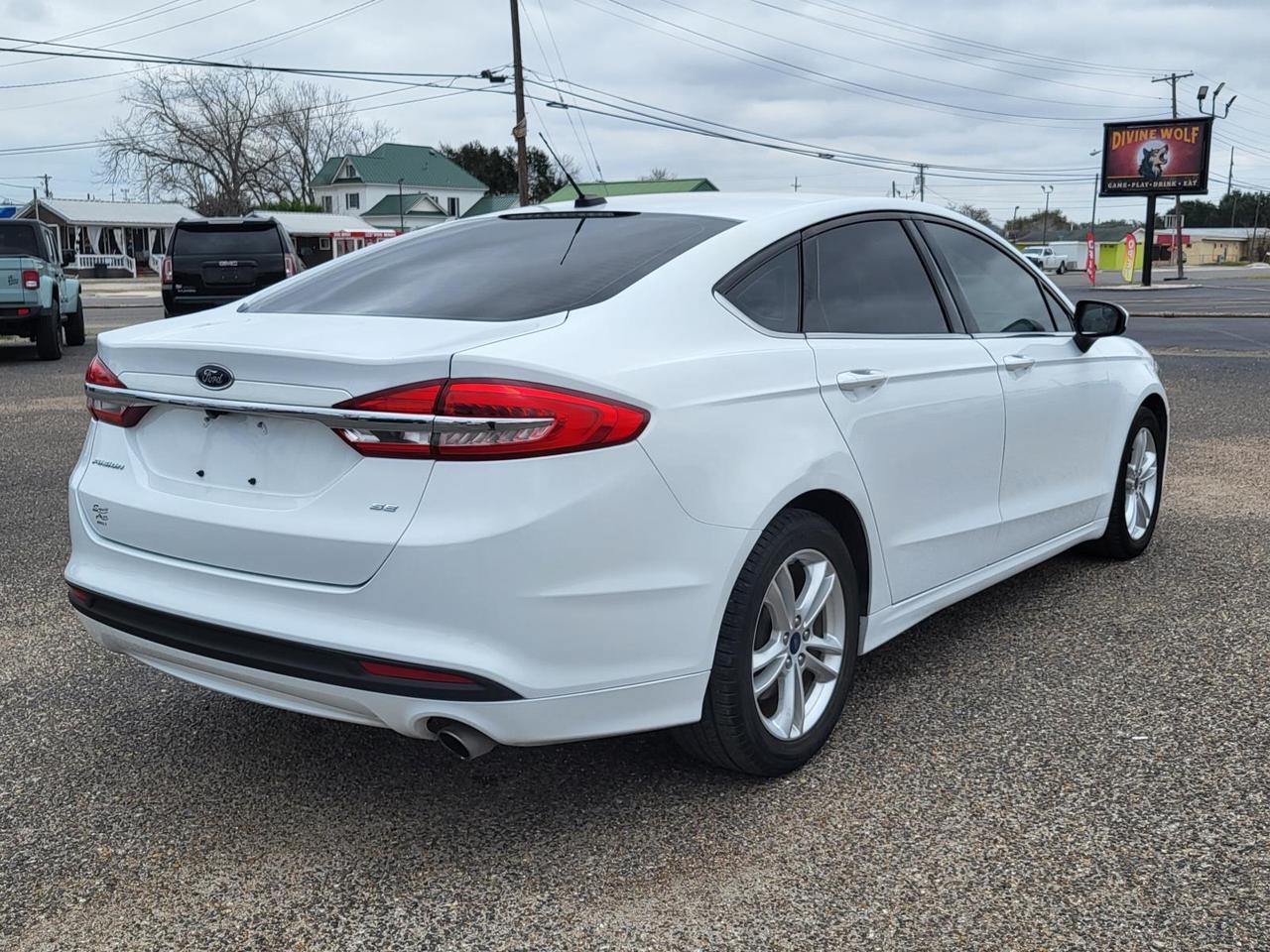 2018 Ford Fusion SE FWD