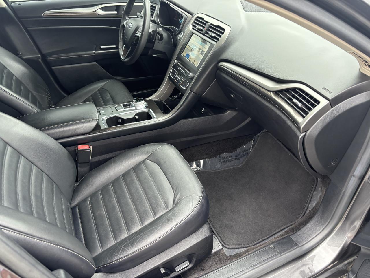 2018 Ford Fusion SE Sedan 4D Aurora MO