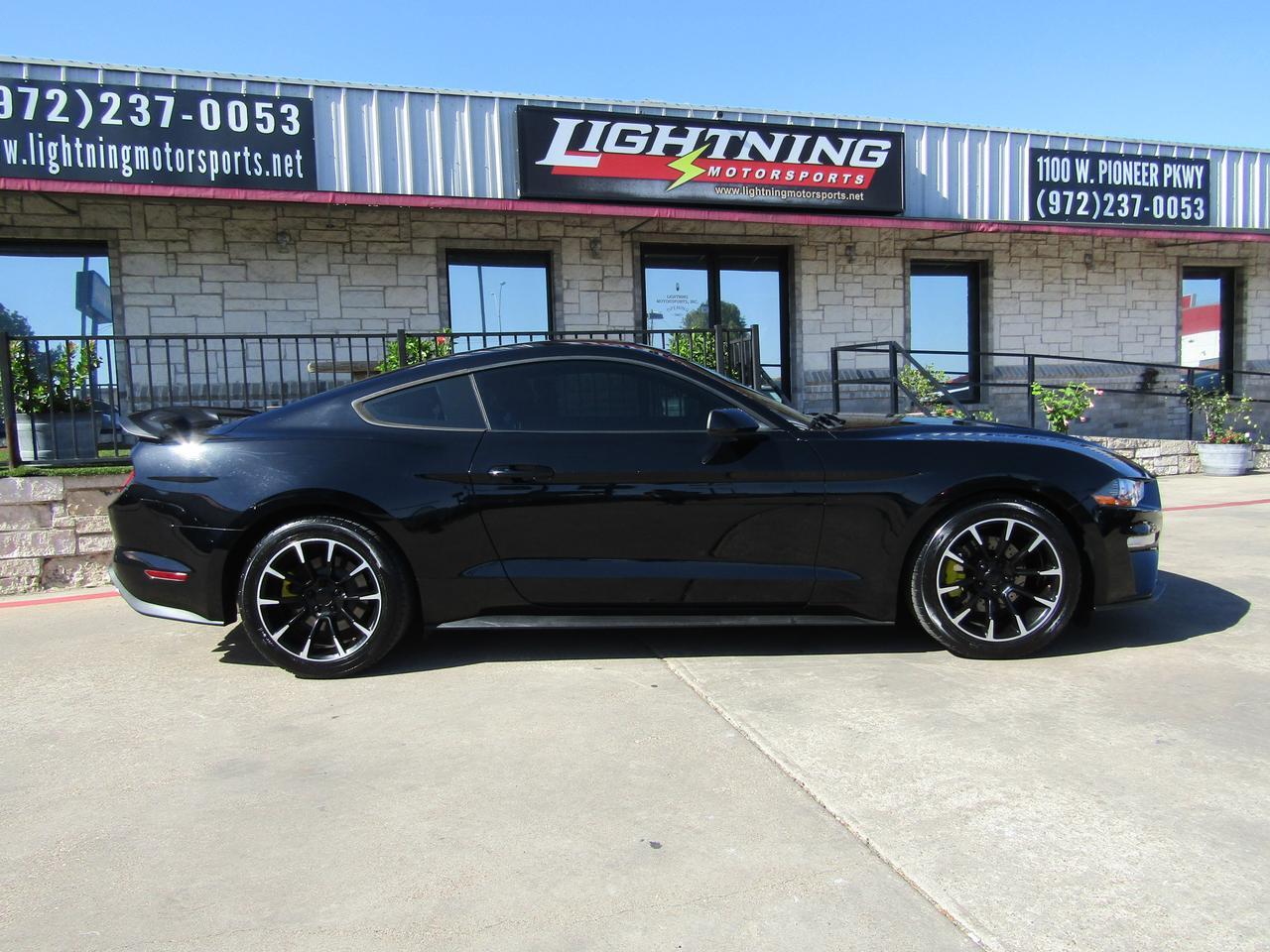 2018 Ford Mustang EcoBoost Fastback Grand Prairie TX