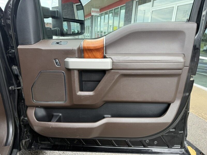 2018 Ford Super Crew F-350 DRW 4x4 Diesel King Ranch Collinsville OK