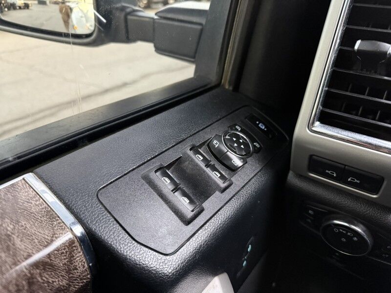 2018 Ford Super Crew F-350 DRW 4x4 Diesel LARIAT Collinsville OK