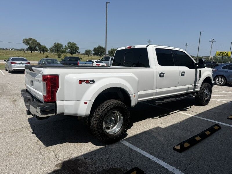 2018 Ford Super Crew F-350 DRW 4x4 Diesel LARIAT Collinsville OK