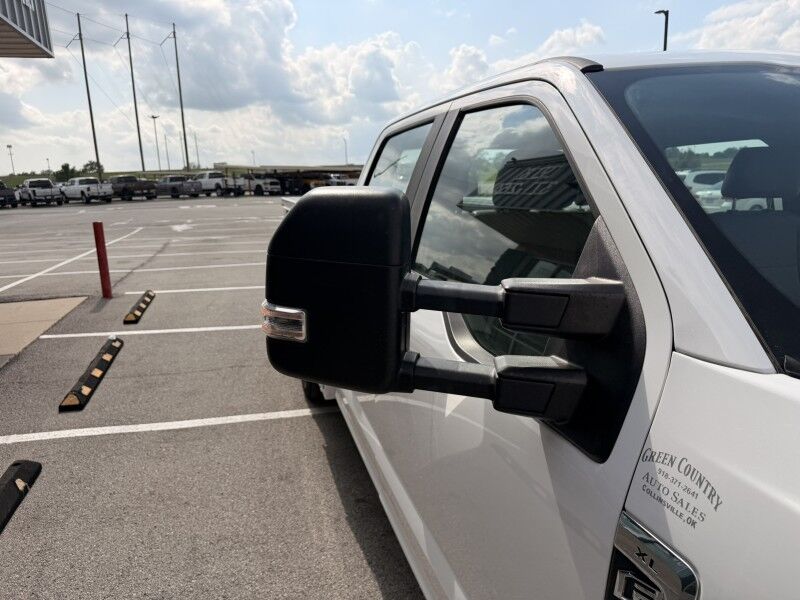 2018 Ford Super Crew F-350 SRW Diesel Utility XL Collinsville OK