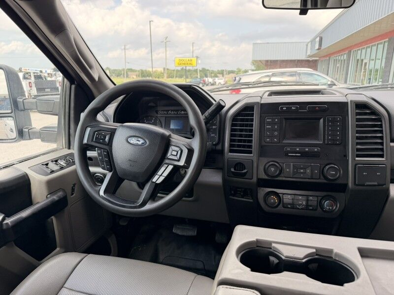 2018 Ford Super Crew F-350 SRW Diesel Utility XL Collinsville OK
