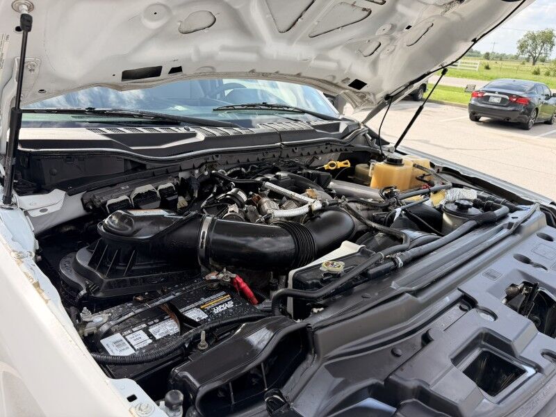 2018 Ford Super Crew F-350 SRW Diesel Utility XL Collinsville OK