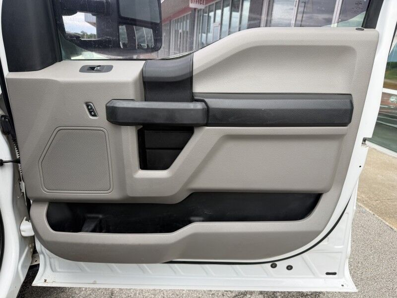 2018 Ford Super Crew F-350 SRW Diesel Utility XL Collinsville OK