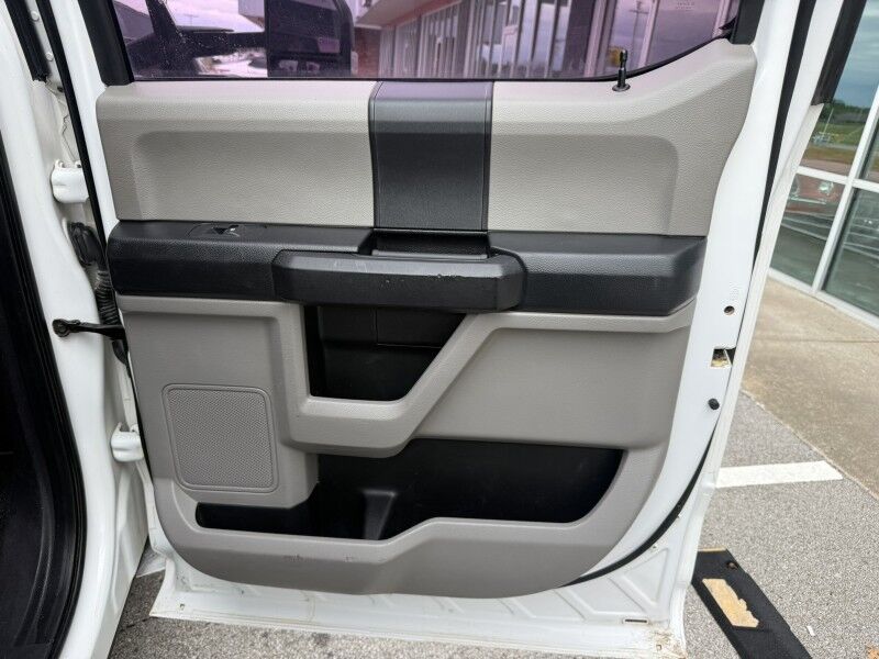 2018 Ford Super Crew F-350 SRW Diesel Utility XL Collinsville OK