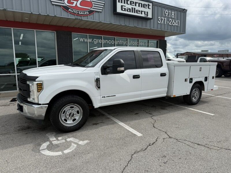 2018 Ford Super Crew F-350 SRW Diesel Utility