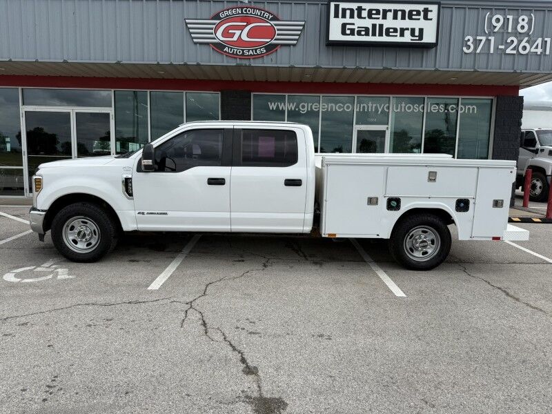 2018 Ford Super Crew F-350 SRW Diesel Utility XL Collinsville OK