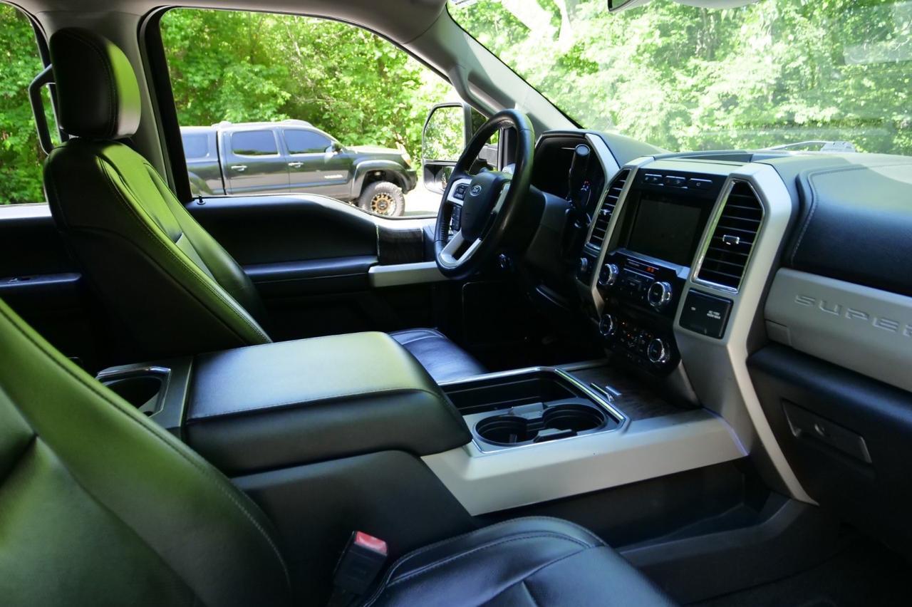 2018 Ford Super Duty F-250 LARIAT 4X4 / UPGRADES / V8 Turbo Diesel! Lincolnton NC