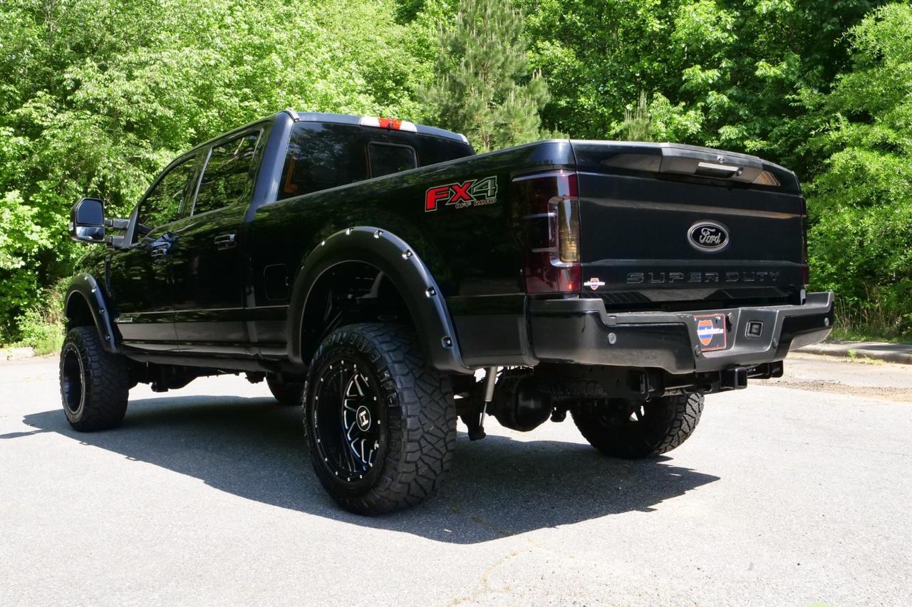 2018 Ford Super Duty F-250 LARIAT 4X4 / UPGRADES / V8 Turbo Diesel! Lincolnton NC