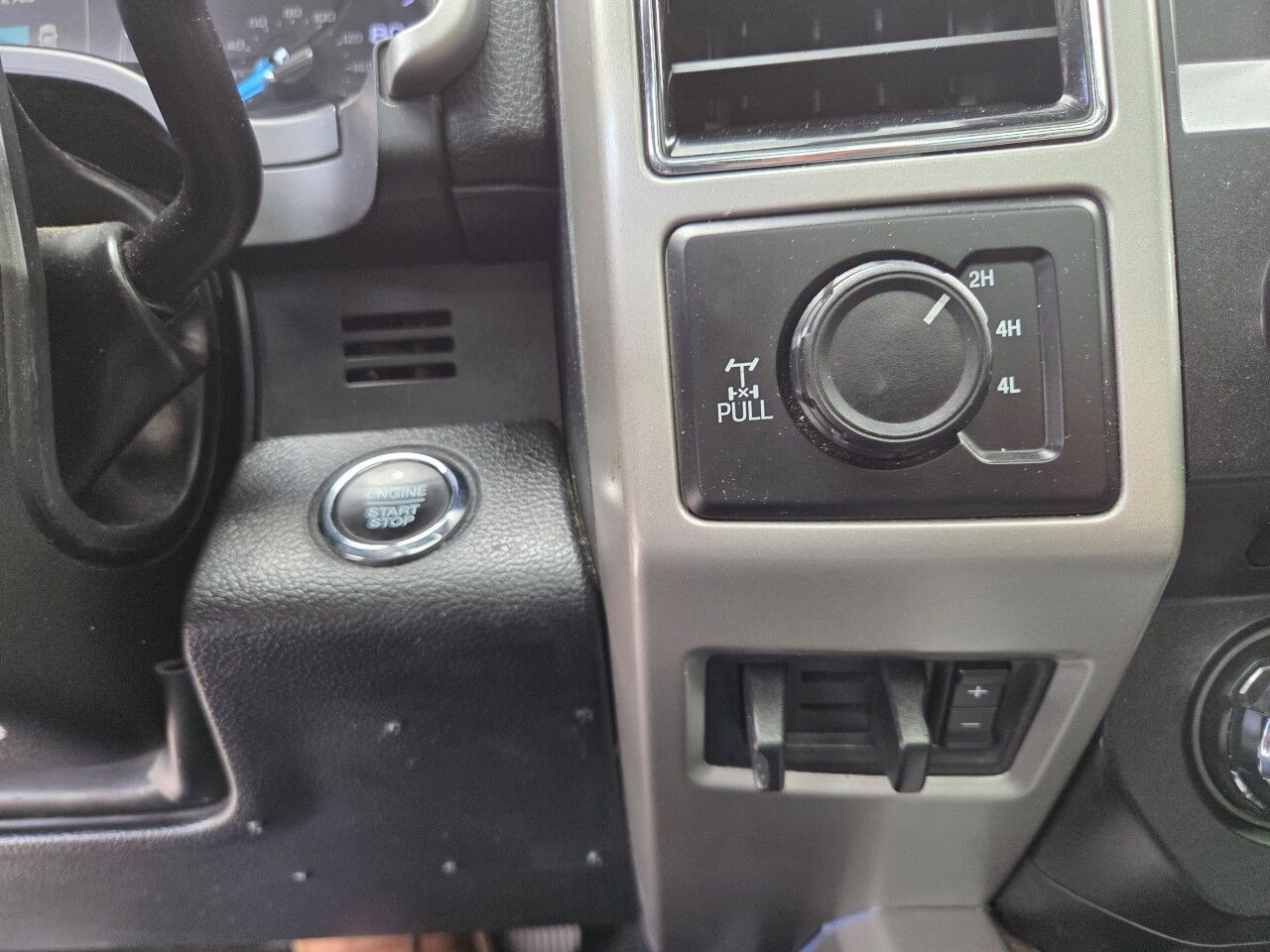 2018 Ford Super Duty F-250 SRW LARIAT Charlton MA