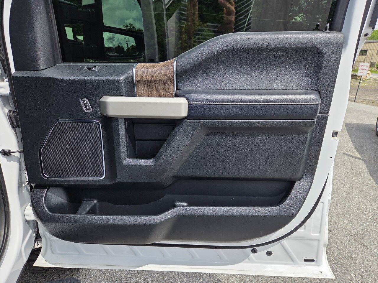 2018 Ford Super Duty F-250 SRW LARIAT Charlton MA
