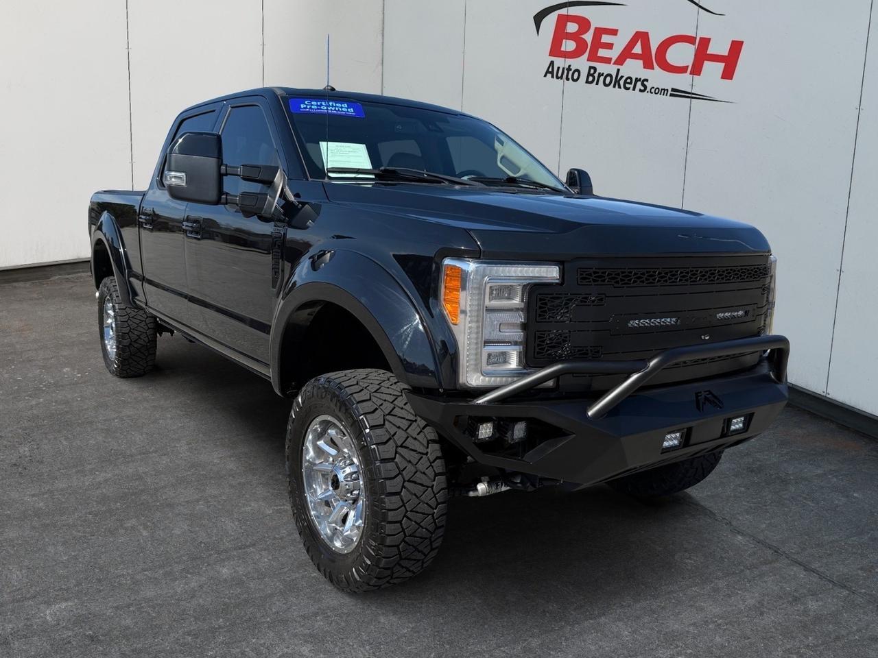 2018 Ford Super Duty F-250 SRW LARIAT, HEATED/VENTILATED SEATS, HEATED REAR SEATS, HEATED STEERING WHEEL, TOW HOOKS, TOW PACKAGE, POWER RUNNING BOARDS, POWER REAR SLIDING WINDOW, BACKUP CAMERA, POWER/HEATED MIRRORS, MOONROOF, CLEAN CARFAX, ONLY 1 OWNER!