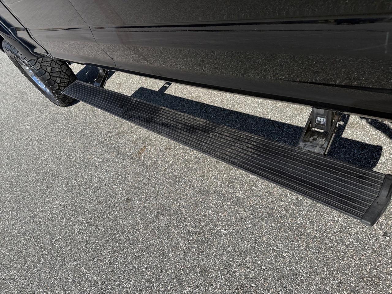 2018 Ford Super Duty F-250 SRW LARIAT, HEATED/VENTILATED SEATS, HEATED REAR SEATS, HEATED STEERING WHEEL, TOW HOOKS, TOW PACKAGE, POWER RUNNING BOARDS, POWER REAR SLIDING WINDOW, BACKUP CAMERA, POWER/HEATED MIRRORS, MOONROOF, CLEAN CARFAX, ONLY 1 OWNER! Norfolk VA