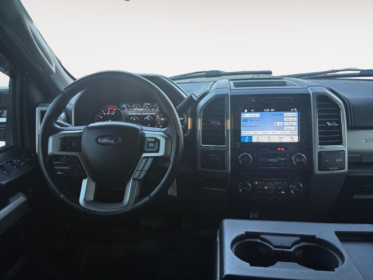 2018 Ford Super Duty F-250 SRW LARIAT, POWER STROKE TURBO DIESEL, TOW PACKAGE, RUNNING BOARDS, REAR POWEER SLIDING WINDOW, HEATED & VENTILATED SEATS, BACKUP CAMERA WITH PARKING SENSORS, CLEAN CARFAX, DRIVE WITH POWER! Virginia Beach VA