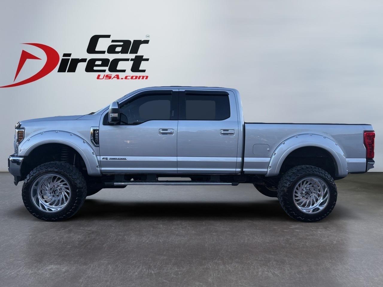 2018 Ford Super Duty F-250 SRW LARIAT, POWER STROKE TURBO DIESEL, TOW PACKAGE, RUNNING BOARDS, REAR POWER SLIDING WINDOW, HEATED & VENTILATED SEATS, BACKUP CAMERA WITH PARKING SENSORS, CLEAN CARFAX, DRIVE WITH POWER!