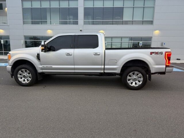 2018 Ford Super Duty F-250 SRW Platinum