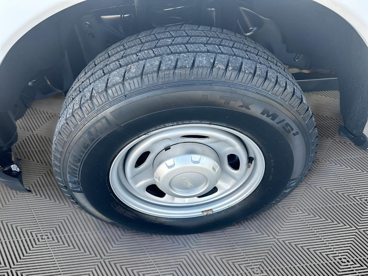 2018 Ford Super Duty F-250 SRW XL 2WD Reg Cab 8 Box Venice FL
