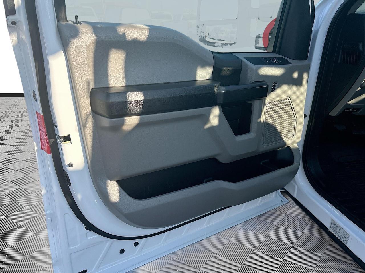 2018 Ford Super Duty F-250 SRW XL 2WD Reg Cab 8 Box Venice FL