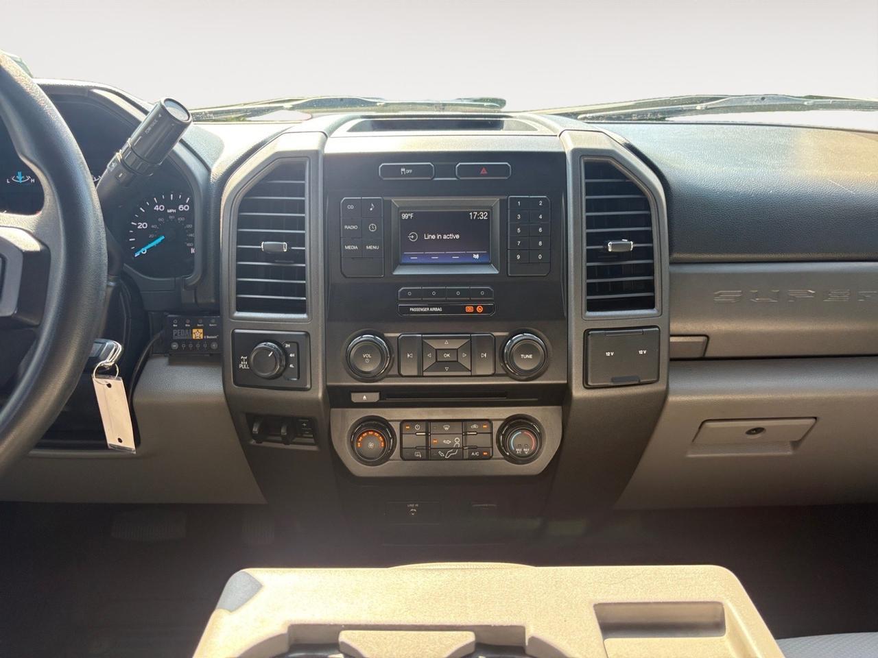2018 Ford Super Duty F-250 SRW XLT, TOW PACKAGE, RUNNING BOARDS, BACKUP CAMERA WITH PARKING SENSORS, SNOW PLOW PACKAGE, BED LINER, 6.2L FLEX FUEL ENGINE, GO SUPER DUTY THIS SUMMER! Virginia Beach VA