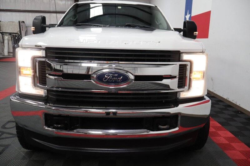 2018 Ford Super Duty F-250 XL Long Bed 6.7L Diesel 22in Wheels 35in Nitto Tires Goosneck Arlington TX