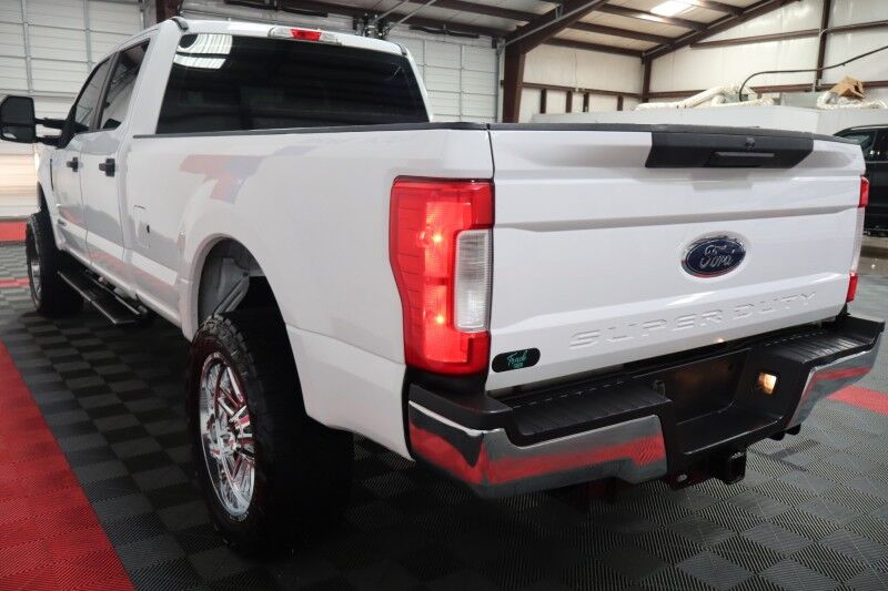 2018 Ford Super Duty F-250 XL Long Bed 6.7L Diesel 22in Wheels 35in Nitto Tires Goosneck Arlington TX