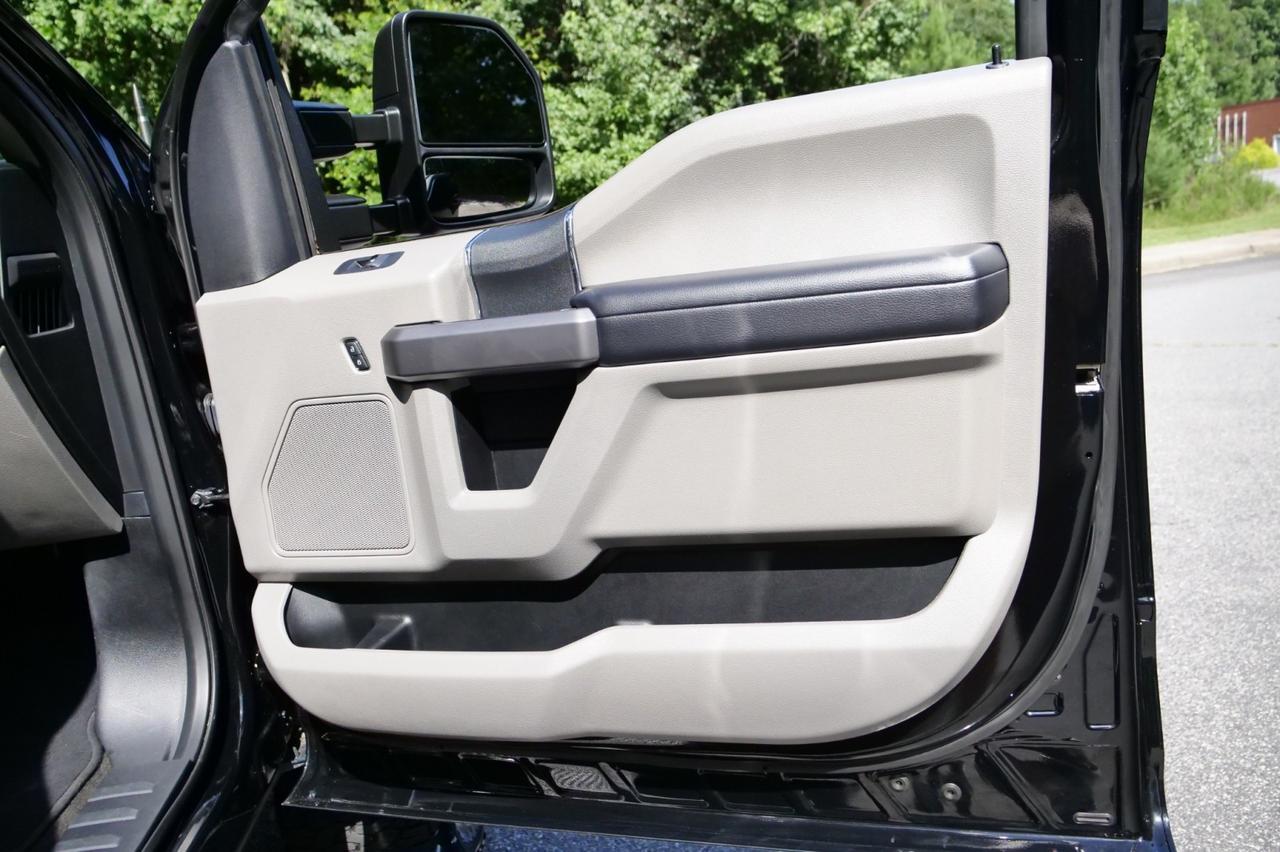 2018 Ford Super Duty F-250 XLT 4X4 / UPGRADES / 6.7L V8 Turbo Diesel! Lincolnton NC