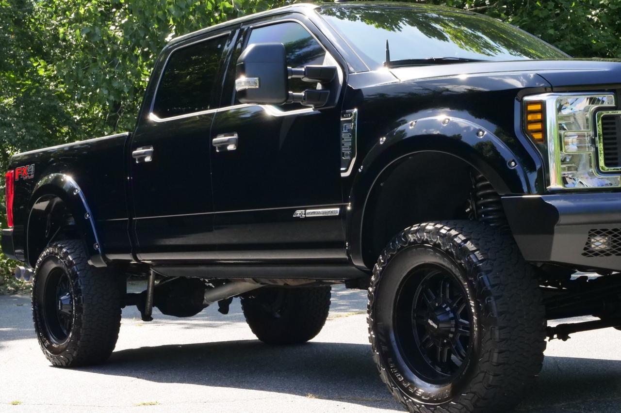 2018 Ford Super Duty F-250 XLT 4X4 / UPGRADES / 6.7L V8 Turbo Diesel! Lincolnton NC