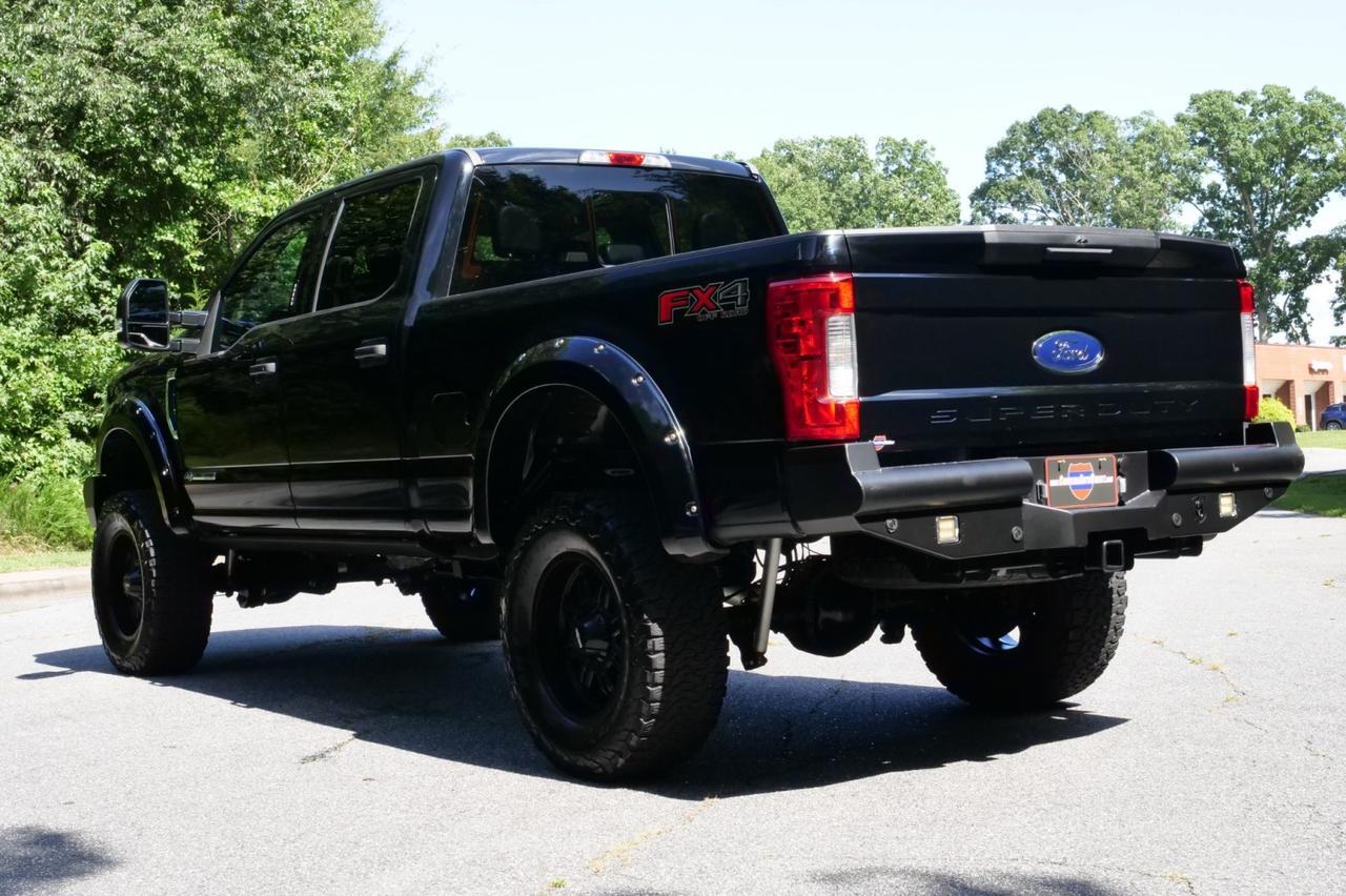 2018 Ford Super Duty F-250 XLT 4X4 / UPGRADES / 6.7L V8 Turbo Diesel! Lincolnton NC