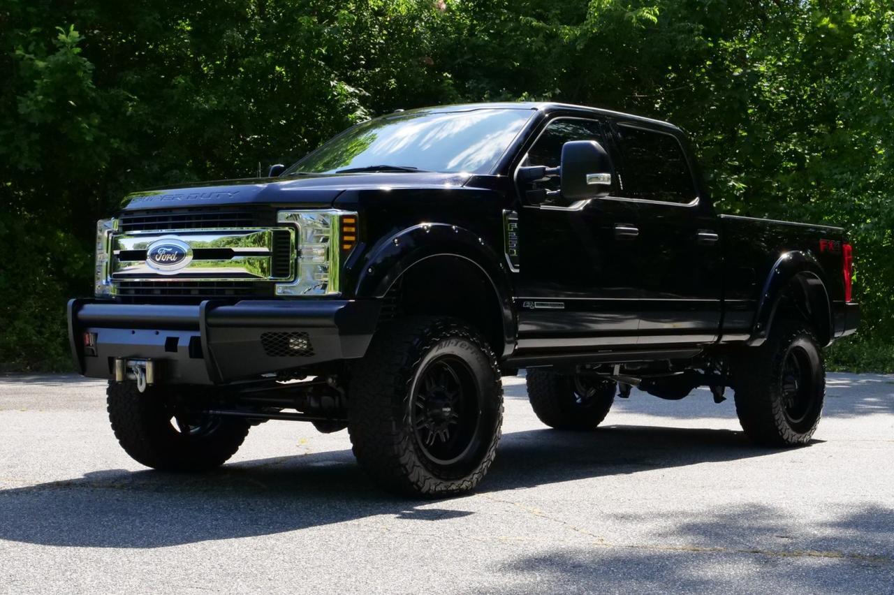 2018 Ford Super Duty F-250 XLT 4X4 / UPGRADES / 6.7L V8 Turbo Diesel! Lincolnton NC