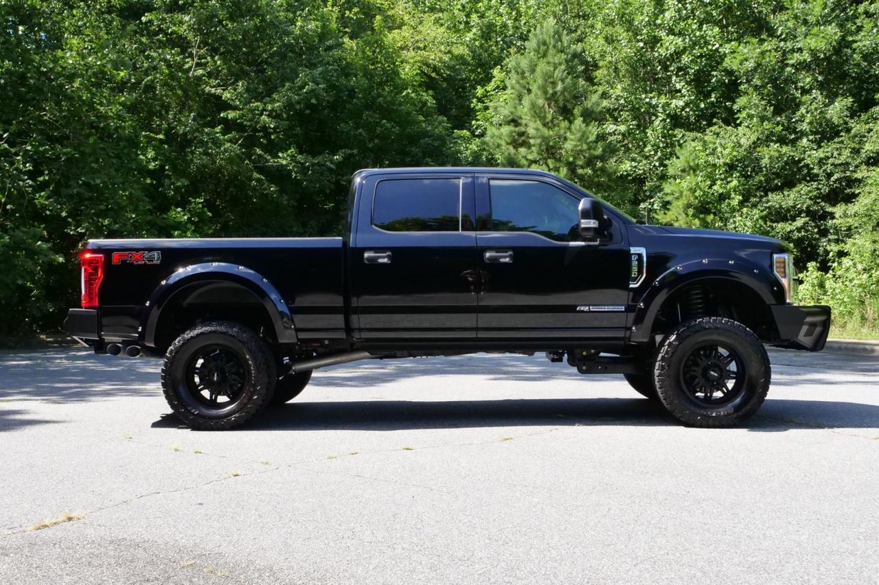 2018 Ford Super Duty F-250 XLT 4X4 / UPGRADES / 6.7L V8 Turbo Diesel! Lincolnton NC