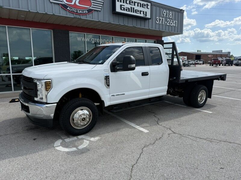 2018 Ford Super Duty F-350 4x4 Diesel Flatbed